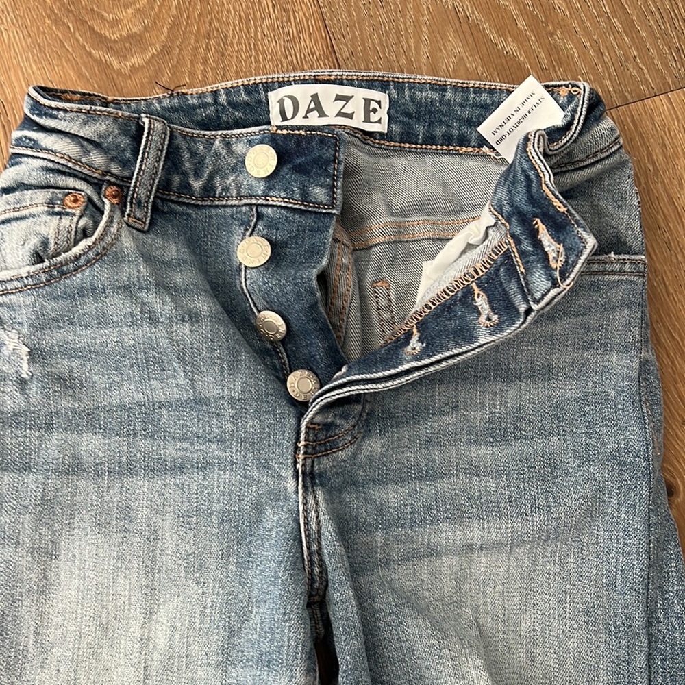 Daze Ripped Jeans- Size 25 - Picture 3 of 4
